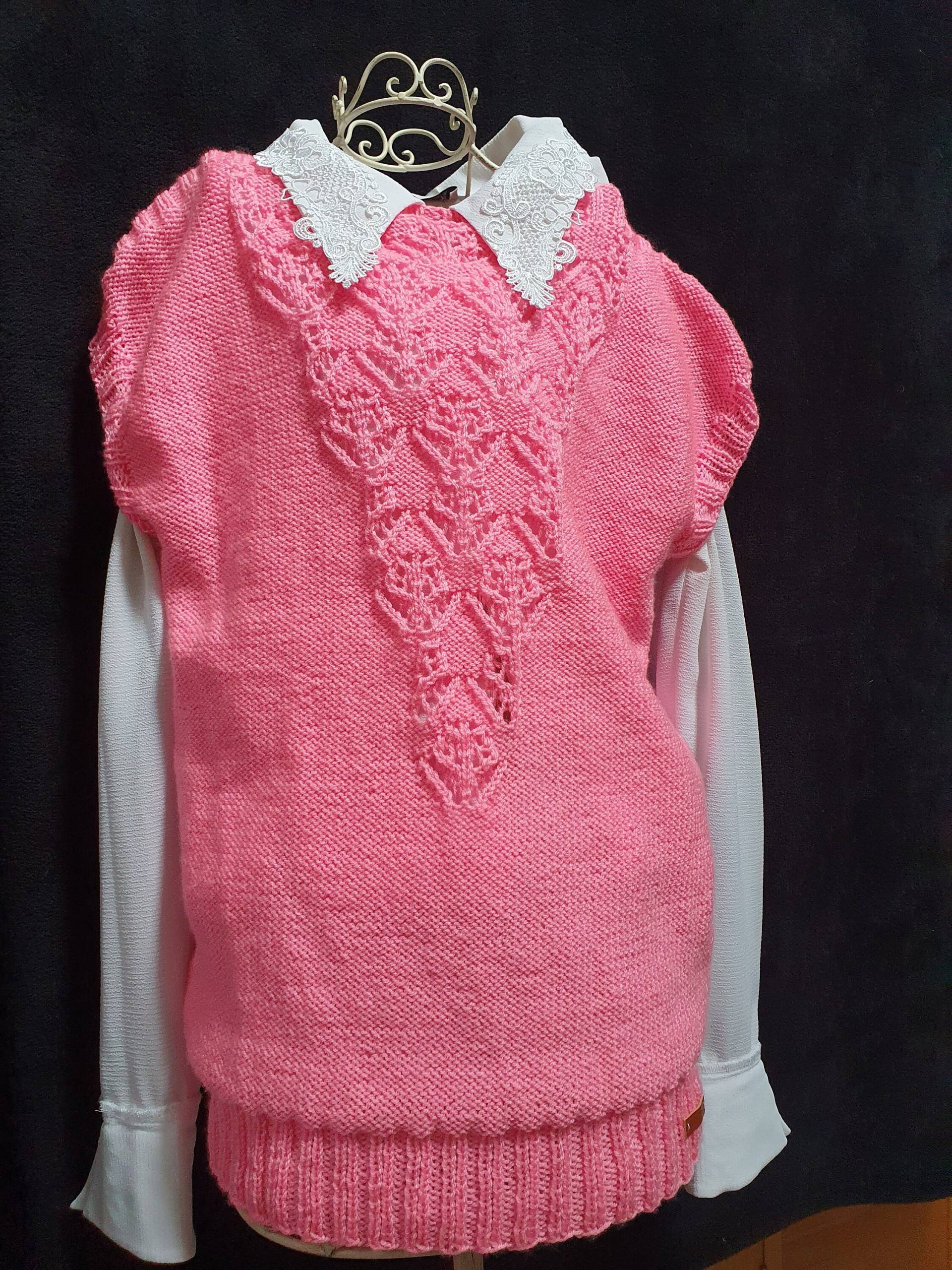 Handgestrickter Damenpullover, Kurzer Arm, Kann Auch Als Pullunder Getragen Werden in Rosa Handgestrickter Damenpullover, Kurzer Arm, Kann Auch Als Pullunder Getragen Werden in Rosa von BirgitsStrickstube