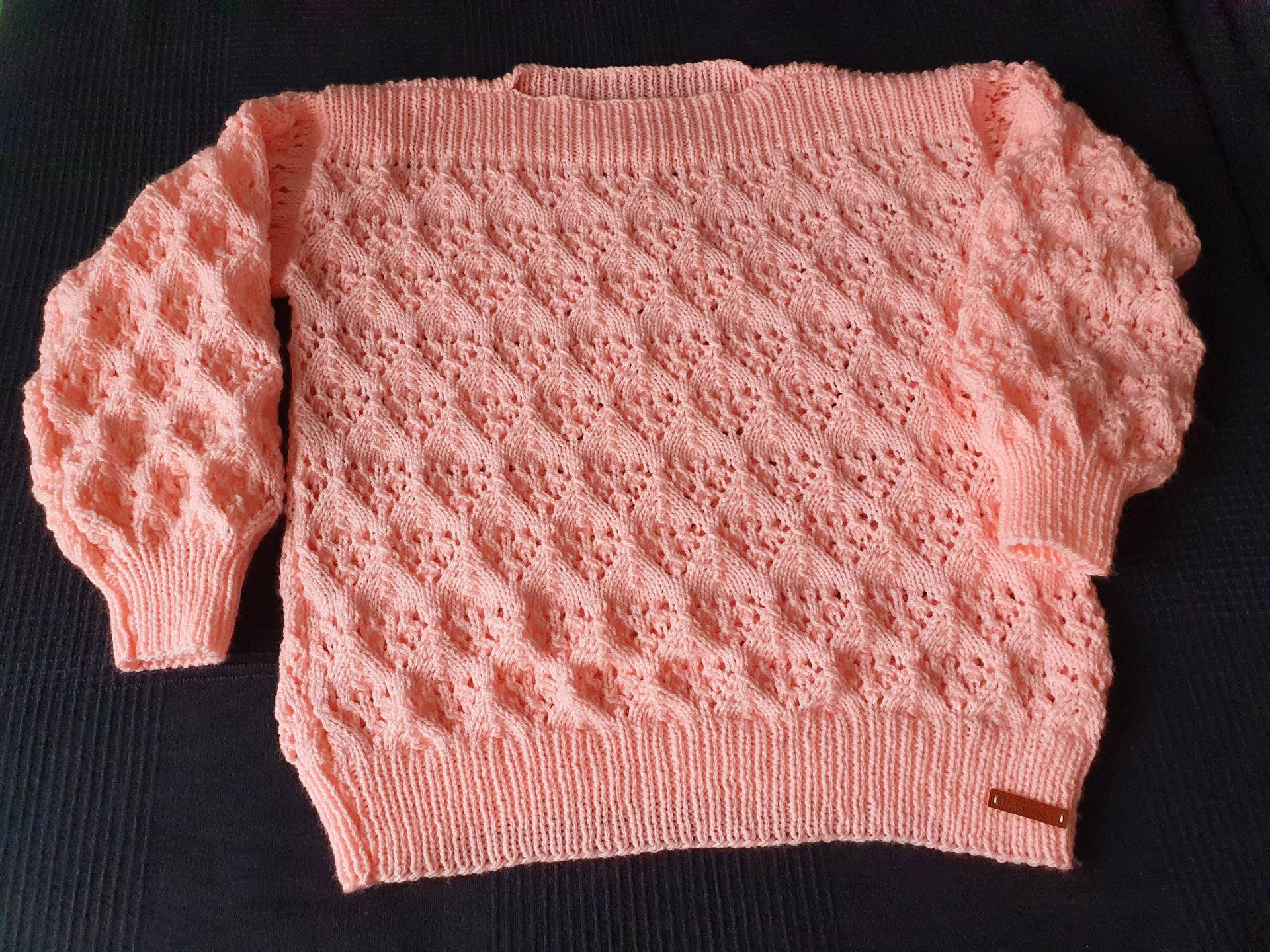 Handgestrickter Damenpullover in Rosa, Größe S - M von BirgitsStrickstube