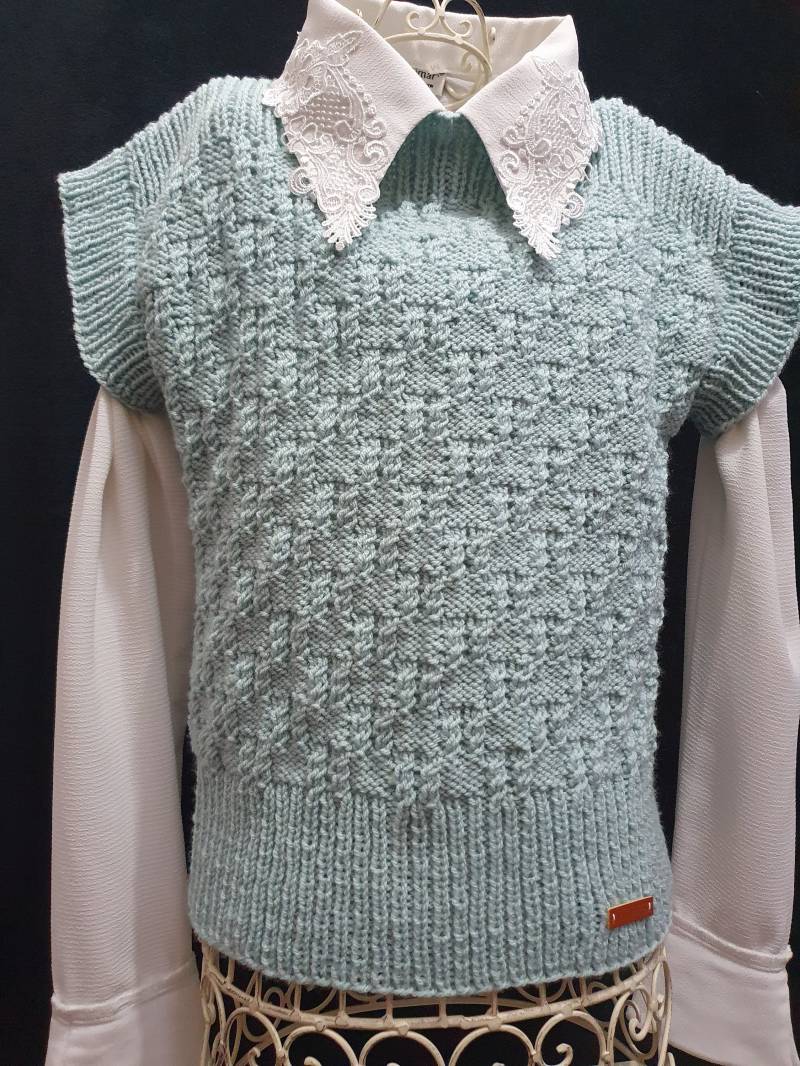 Handgestrickter Damenpullunder, Pullover in Mint, Größe M von BirgitsStrickstube