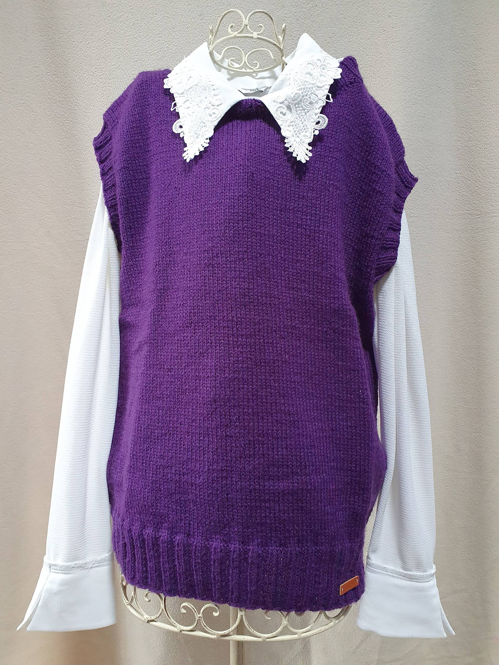 Handgestrickter Damenpullunder in Lila Größe S-M Handgestrickter Damenpullunder in Lila Größe S-M von BirgitsStrickstube