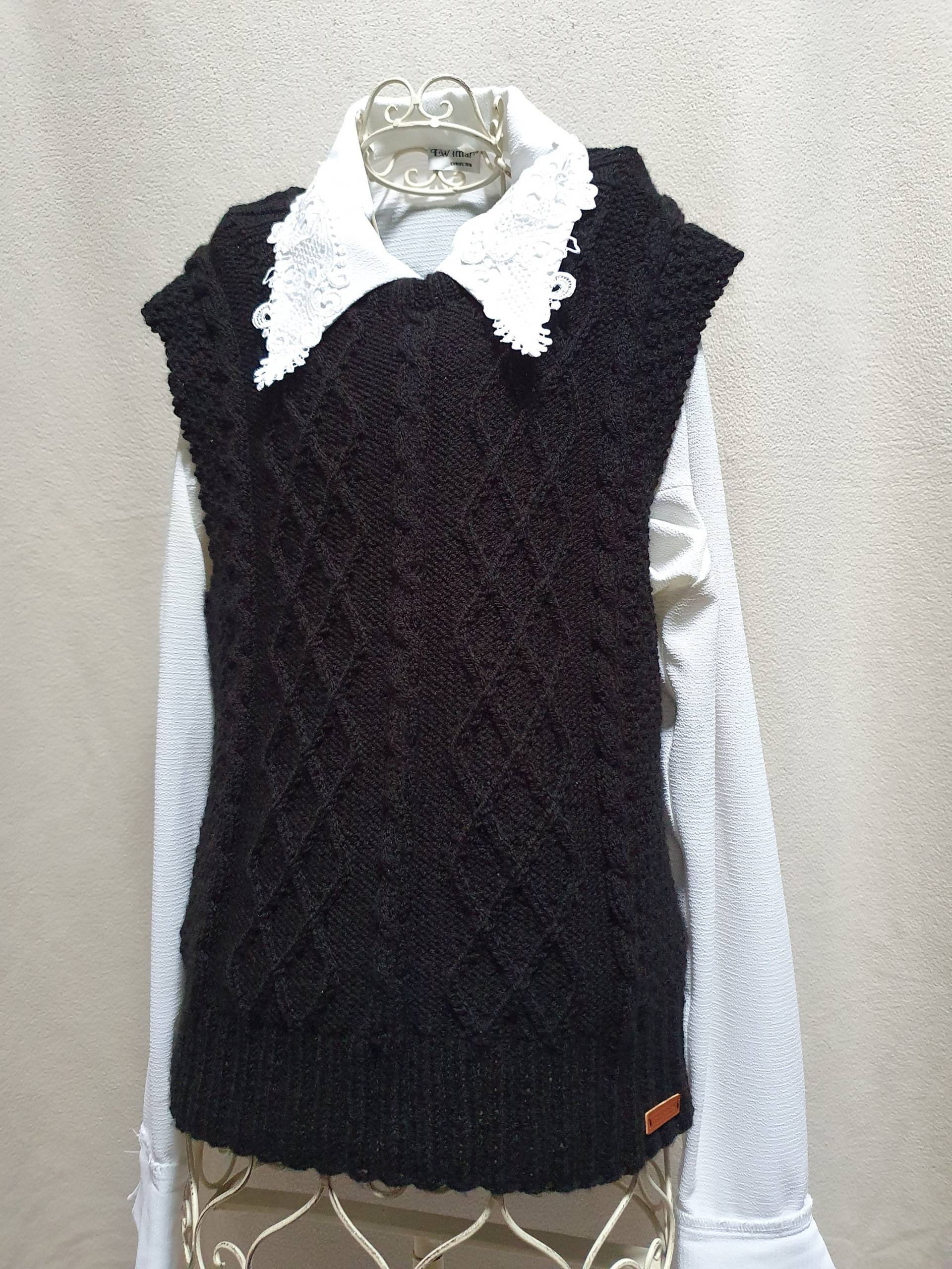 Handgestrickter Damenpullunder in Schwarz, Größe S von BirgitsStrickstube