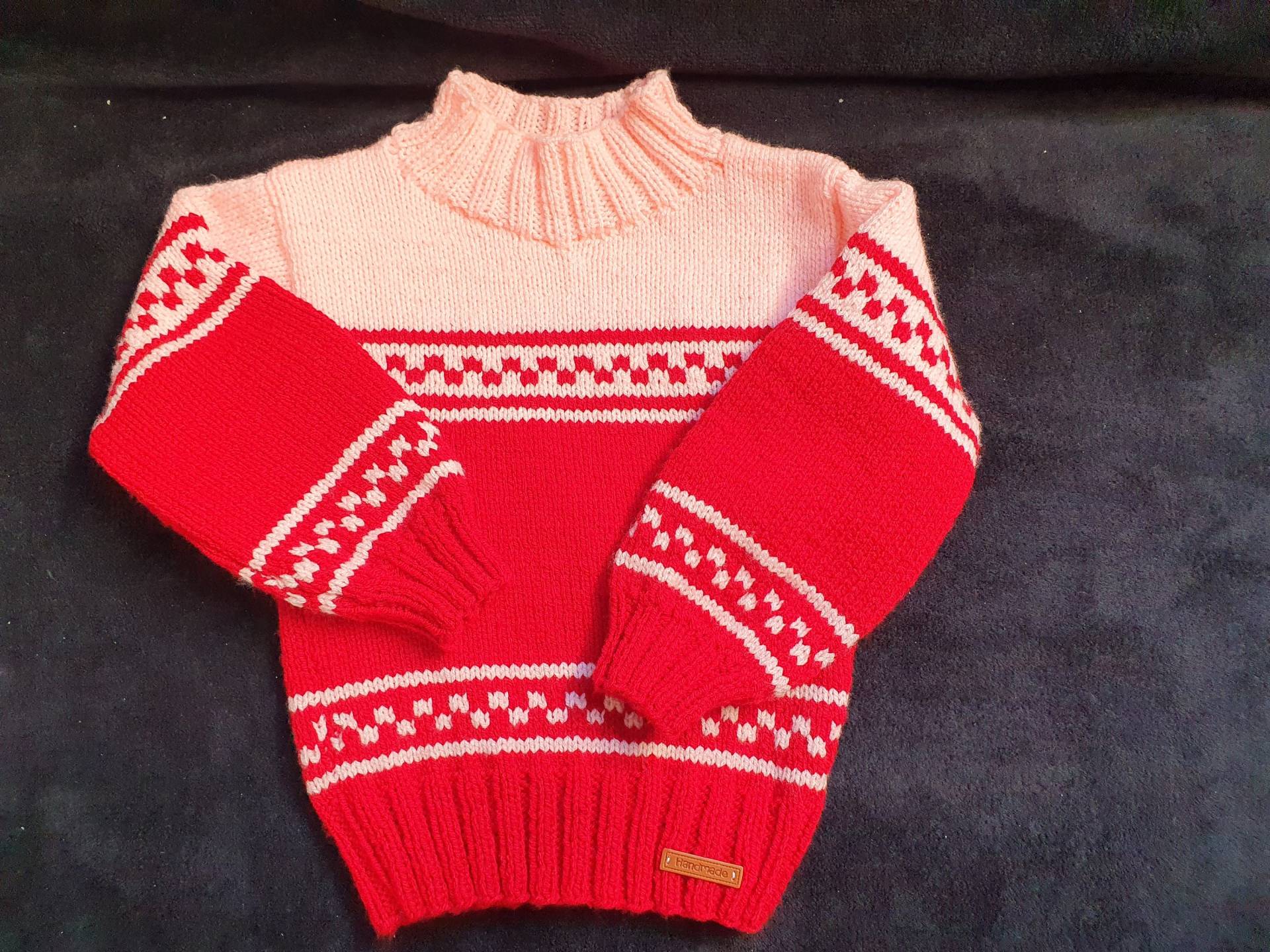 Handgestrickter Kinderpullover Ab Ca. 4 Jahre in Rosa Und Rot von BirgitsStrickstube