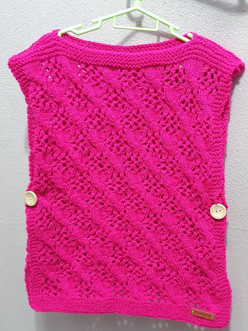 Handgestrickter Poncho Für Mädchen Ab Ca. 2 Jahren in Pink von BirgitsStrickstube