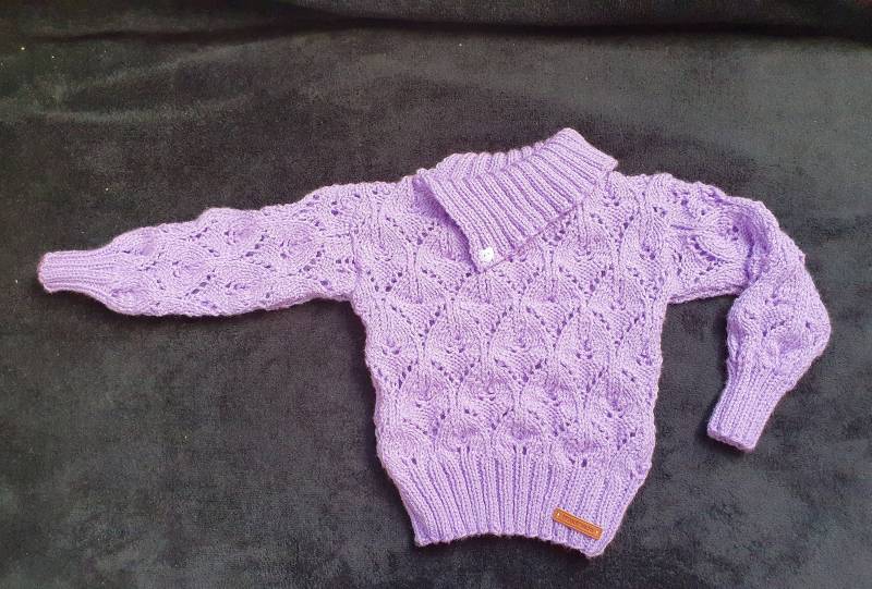 Handgestrickter Pullover Für Mädchen in Flieder Ab Ca. 2 Jahre von BirgitsStrickstube