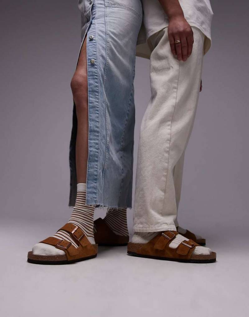 Birkenstock - Arizona - Unisex-Sandalen aus Wildleder in Nerzbraun Birkenstock - Arizona - Unisex-Sandalen aus Wildleder in Nerzbraun von Birkenstock