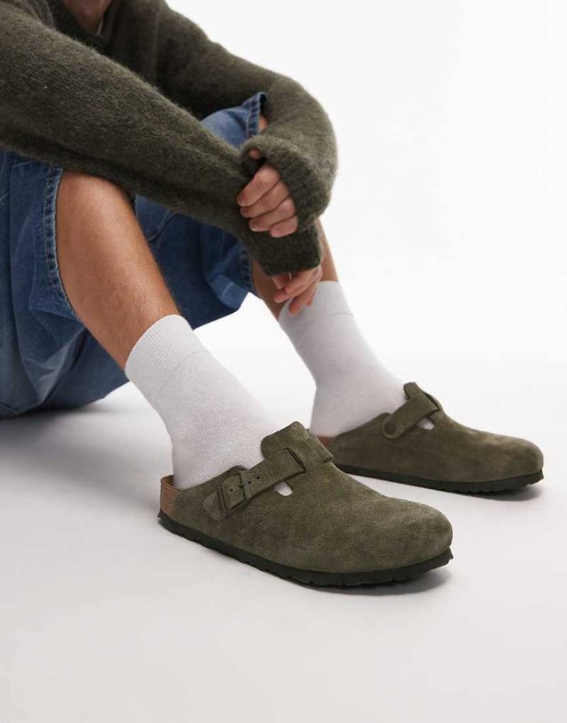 Birkenstock - Boston - Clogs aus Wildleder in Thymian-Khaki-Grün von Birkenstock