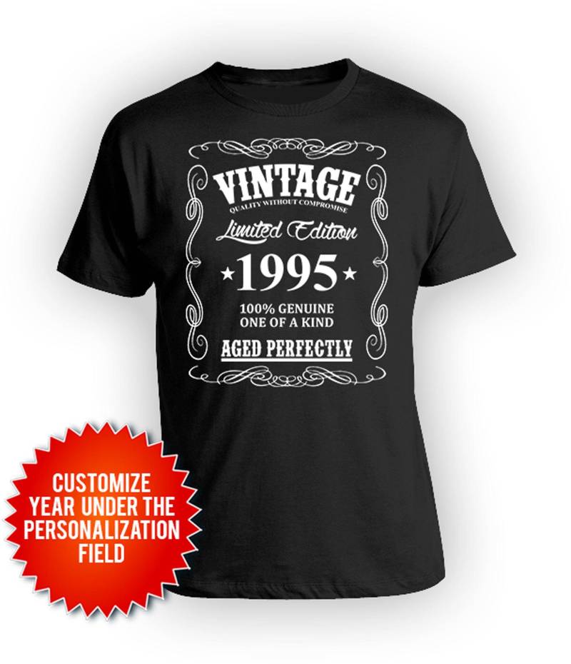 Lustiges Geburtstags-Shirt 30. Geburtstag Geschenkidee Für Ihn Bday T-Shirt Benutzerdefiniertes Geschenk Vintage 1995 Geboren Im Alter Von Perfekt von BirthdayGoodiesShop