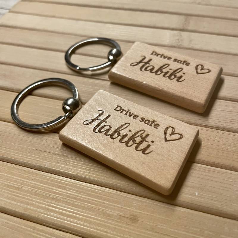 Schlüsselanhänger Führerschein Fahranfänger Autofahrer Drive Safe Habibi Geschenk Freund Freundin Valentinstag Schlüsselanhänger Führerschein Fahranfänger Autofahrer Drive Safe Habibi Geschenk Freund Freundin Valentinstag von BismaaShop