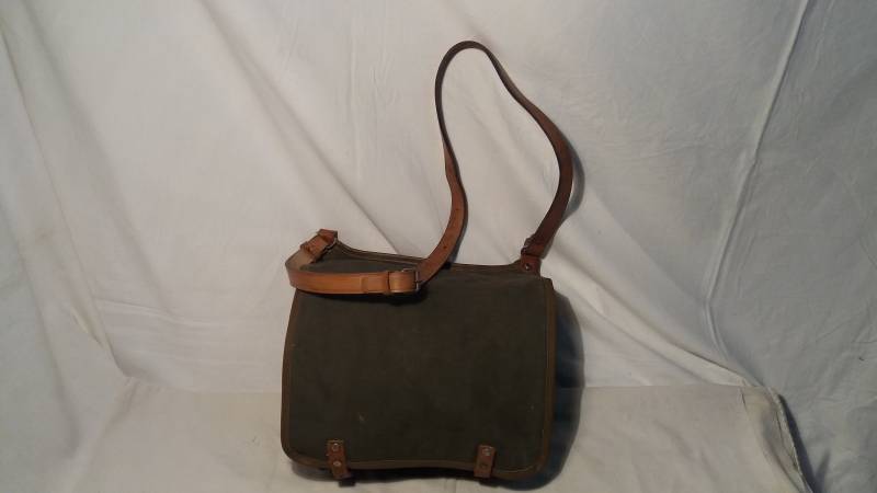 Vintage 70Er Jahre Military Green Canvas Tasche - Schultertasche Neu von BitakaVintage