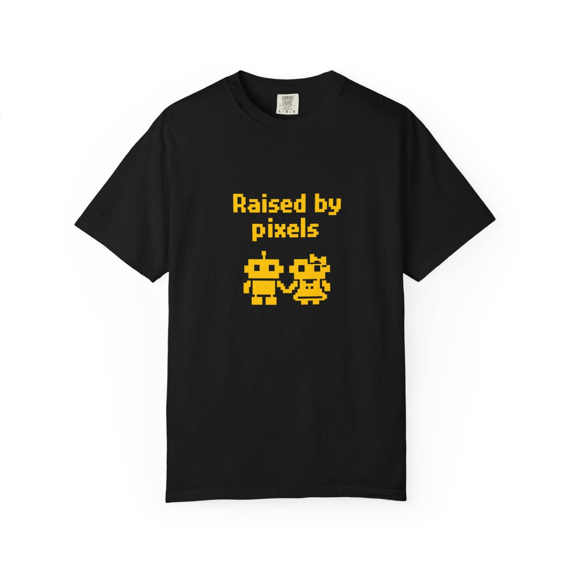Raed By Pixels T-Shirt von Bitnerd