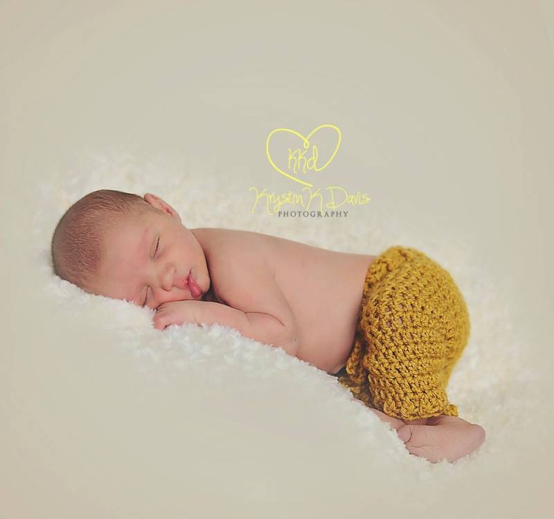 Gehäkelte Neugeborene Baby Hose - Longies Neugeborenen Babyfotografie Requisite Mädchen Jungen Made To Order von BitofWhimsyCrochet