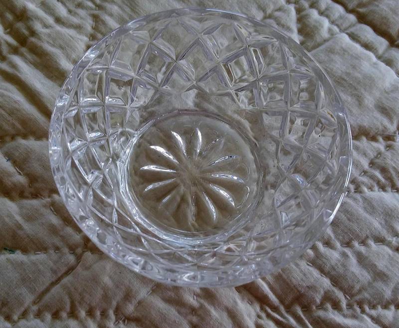 Schmuckschale Rautenmuster - Klarglas Schmuckschale Rautenmuster - Klarglas von BitterSweetRidgeLLC