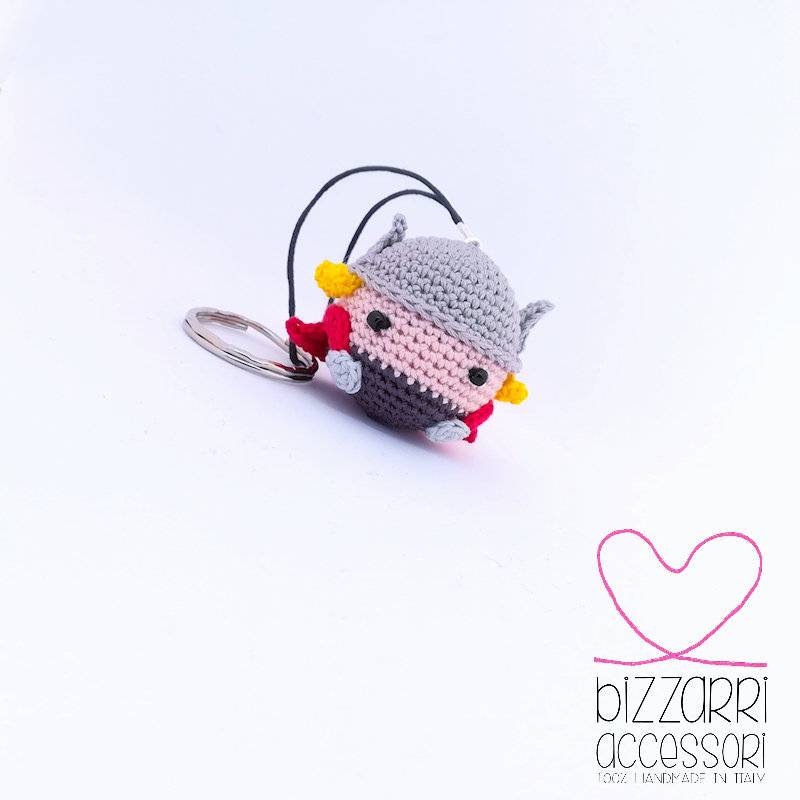 Thor Häkel-Schlüsselanhänger - The Avengers Serie Thor Häkel-Schlüsselanhänger - The Avengers Serie von BizzarriAccessori