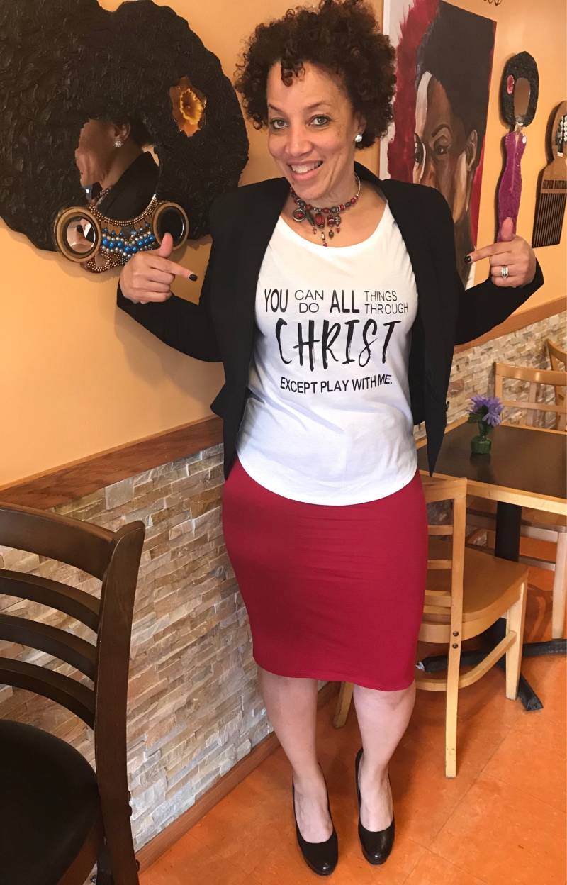 Sie Können Alle Dinge Durch Christus Except Spielen Mit Mir, Lustige T-Shirts Christus, Benutzerdefinierte T-Shirt, Nicht Mir Spielen, Schrift Shirt von BizzeBeeingCreative