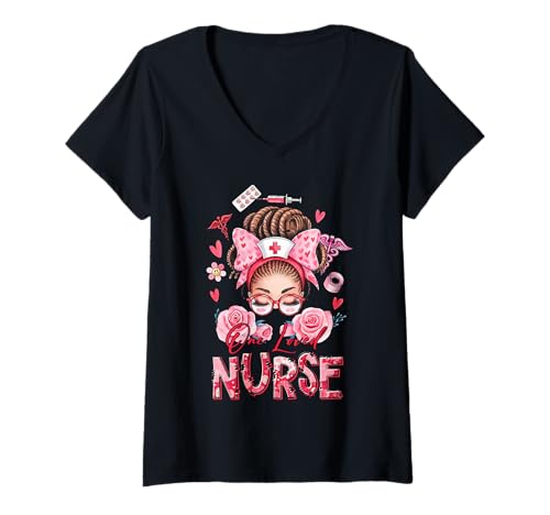 Damen Geliebte schwarze Krankenschwester Ehefrau Mama Locs Braids Valentines RN LPN CNA T-Shirt mit V-Ausschnitt Damen Geliebte schwarze Krankenschwester Ehefrau Mama Locs Braids Valentines RN LPN CNA T-Shirt mit V-Ausschnitt von Black Nurse Tees NYC