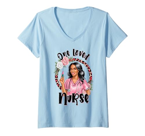 Damen Liebe Schwarze Krankenschwester Ehefrau Mama Wertschätzung RN LPN CNA HHA NP T-Shirt mit V-Ausschnitt Damen Liebe Schwarze Krankenschwester Ehefrau Mama Wertschätzung RN LPN CNA HHA NP T-Shirt mit V-Ausschnitt von Black Nurse Tees NYC