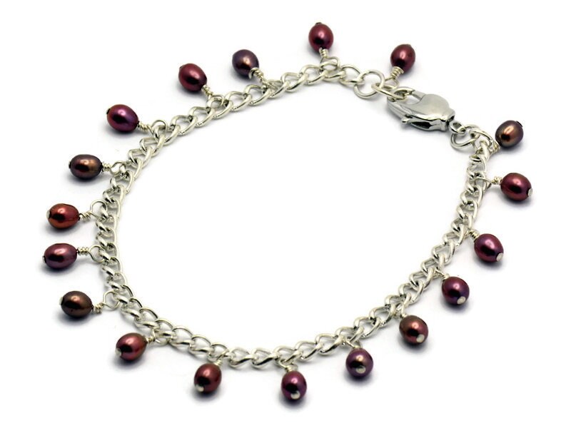 Beeren Süßwasser Perle Baumeln Versilbert Kettenarmband Beeren Süßwasser Perle Baumeln Versilbert Kettenarmband von BlackBrookShop