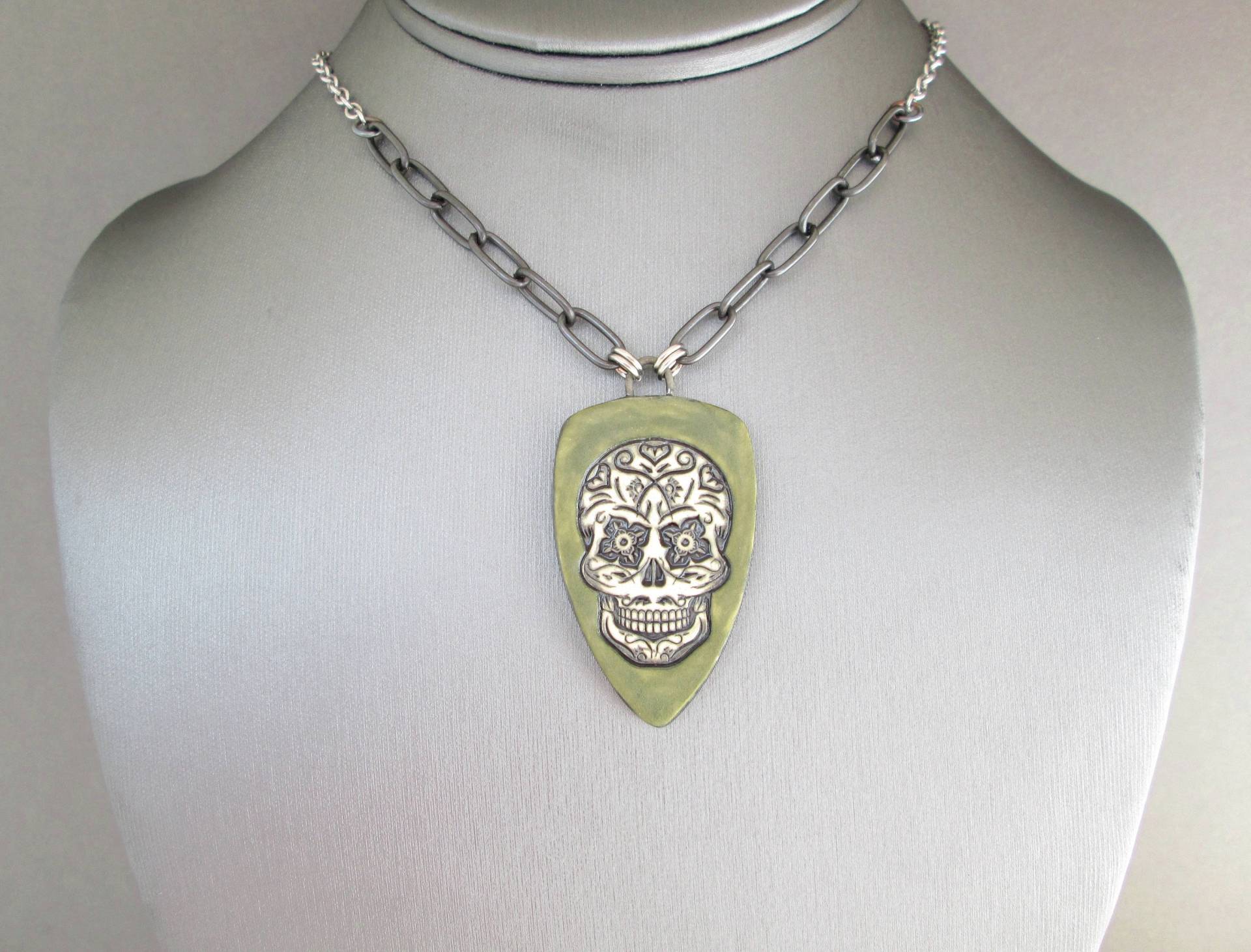 Army Green Skull Halskette, Unisex Sugar Mens Halskette Army Green Skull Halskette, Unisex Sugar Mens Halskette von BlackCatStudio98