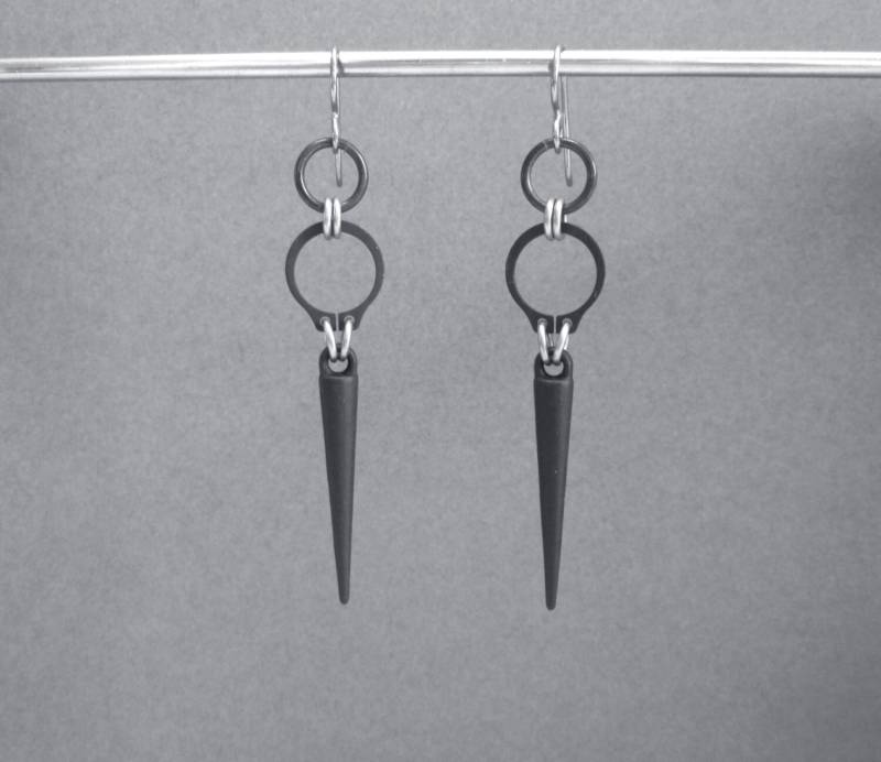 Schwarze Spike Ohrringe, Industrieller Metallschmuck, Hardware Schmuck, Lange Ausgefallener Hypoallergen, Ohrringe von BlackCatStudio98