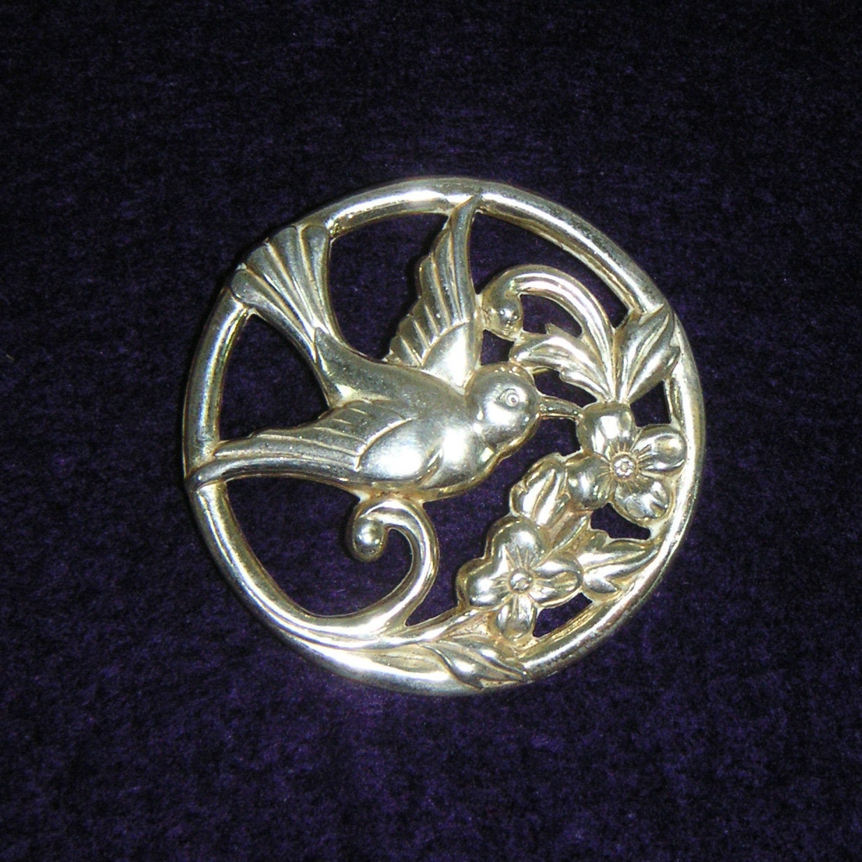 Coro Vermeil | Sterling Mit Gold Platte Art-Deco-Stil Kolibri Pin - Zum Patent Angemeldete Marke Termine Stück, Früher Als 1955 Coro Vermeil | Sterling Mit Gold Platte Art-Deco-Stil Kolibri Pin - Zum Patent Angemeldete Marke Termine Stück, Früher Als 1955 von BlackCatUniqueGoods