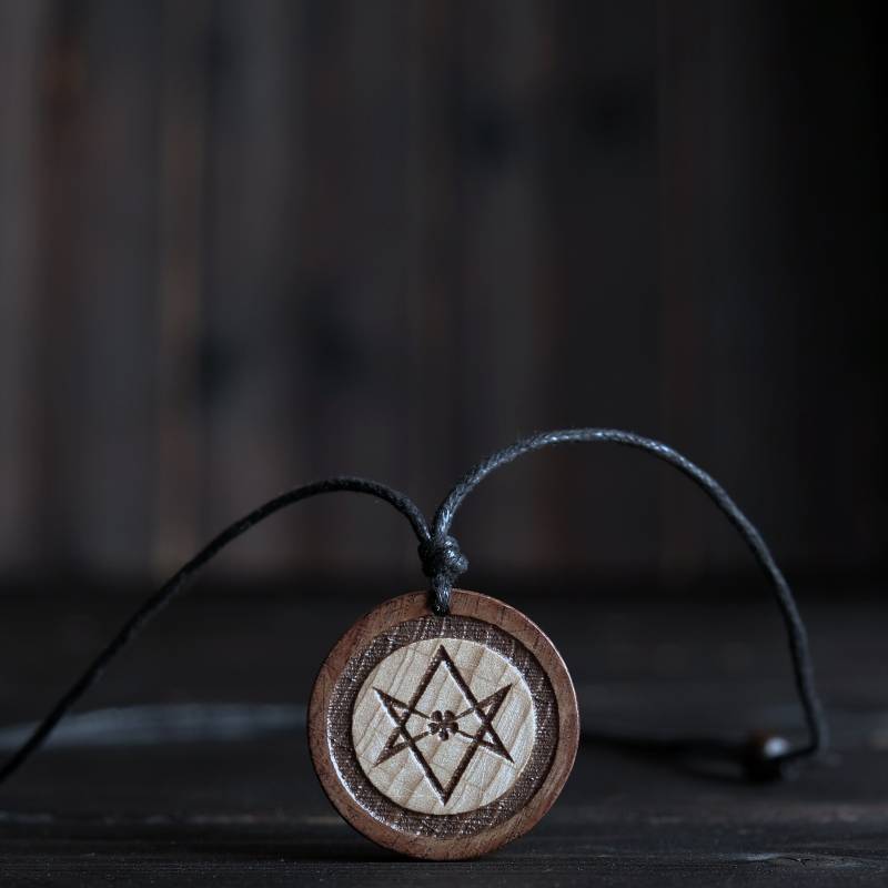 Holz Halskette-Thelema Symbol Anhänger, Unicursal Hexagramm Hermetik Massivholz Halskette Holz Halskette-Thelema Symbol Anhänger, Unicursal Hexagramm Hermetik Massivholz Halskette von BlackForestCraft