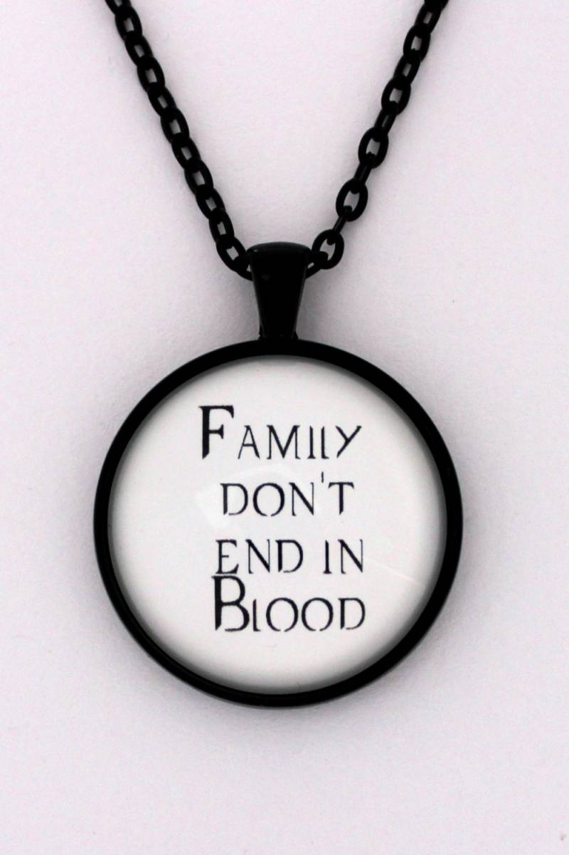 Familie Nicht in Blut Übernatürliche Zitat Dean Sam Winchester Anhänger Halskette Schlüsselanhänger Super Natürliche Fandom Schmuck von BlackMagickFactory