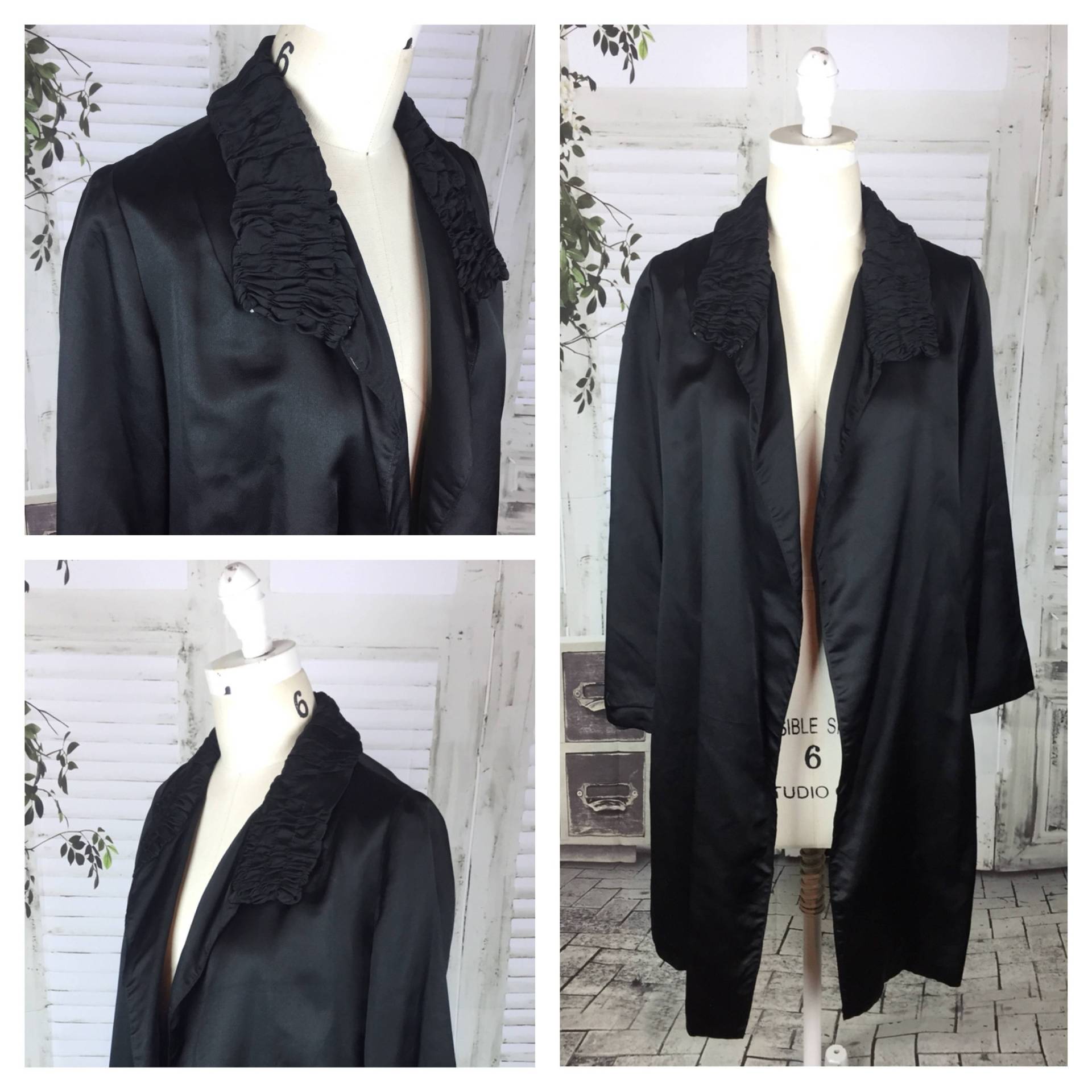 Original Vintage 1940 Schwarz Satin Abendjacke von BlackSheepAntiquesUK