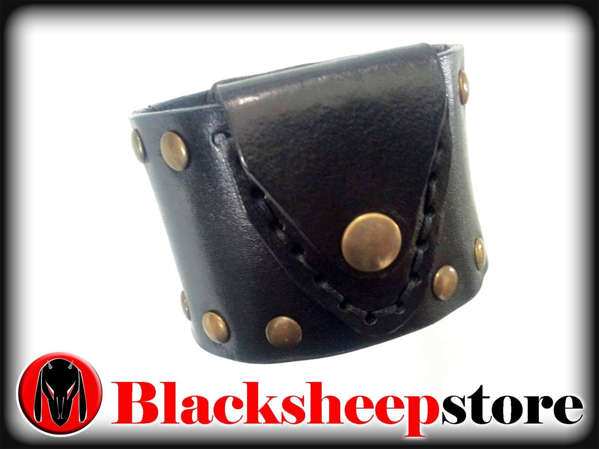 Armband Leder Made in Italy Wählen Sie Tür Breite cm 5 Verschiedene Farben Nieten Portaplettro Bass-Gitarre von BlackSheepItaly