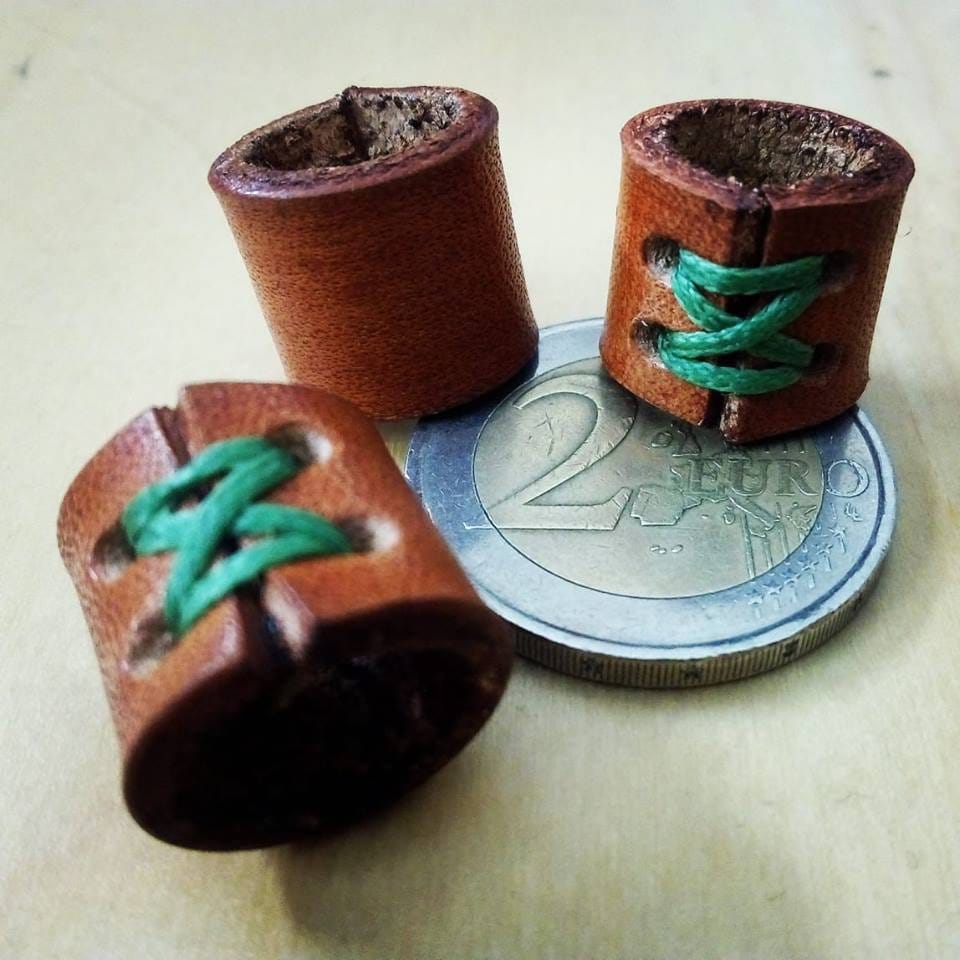 Dread Ringe Aus Leder, Handgenäht, Dreadbeads, Deadlock Und Bunten Perlen, 5-Teiliges Set von BlackSheepItaly