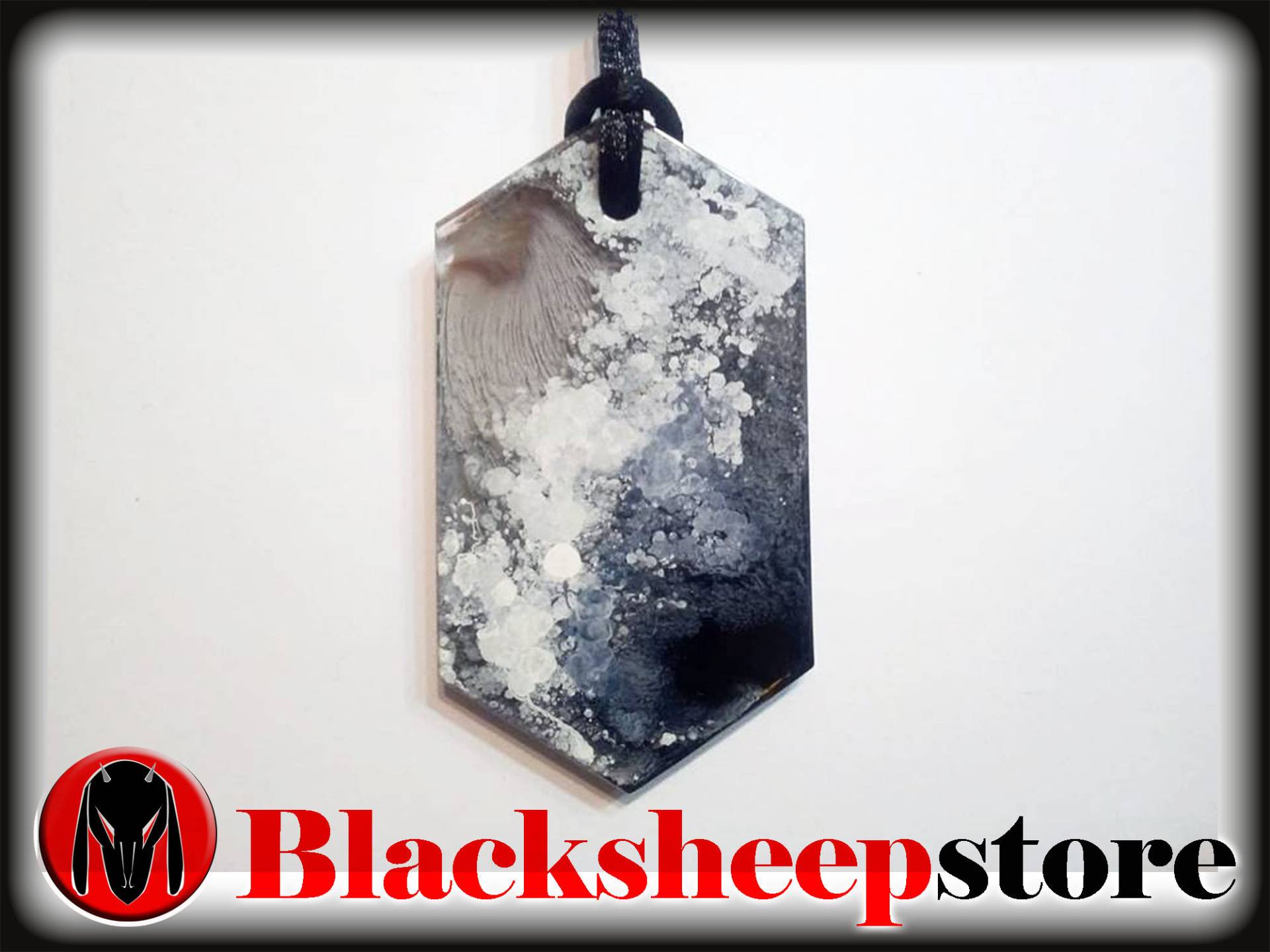 Harz-Halskette Anhänger Stücke, Handgemachten Schmuck Made in Italien Petri Style Collection # 2 von BlackSheepItaly