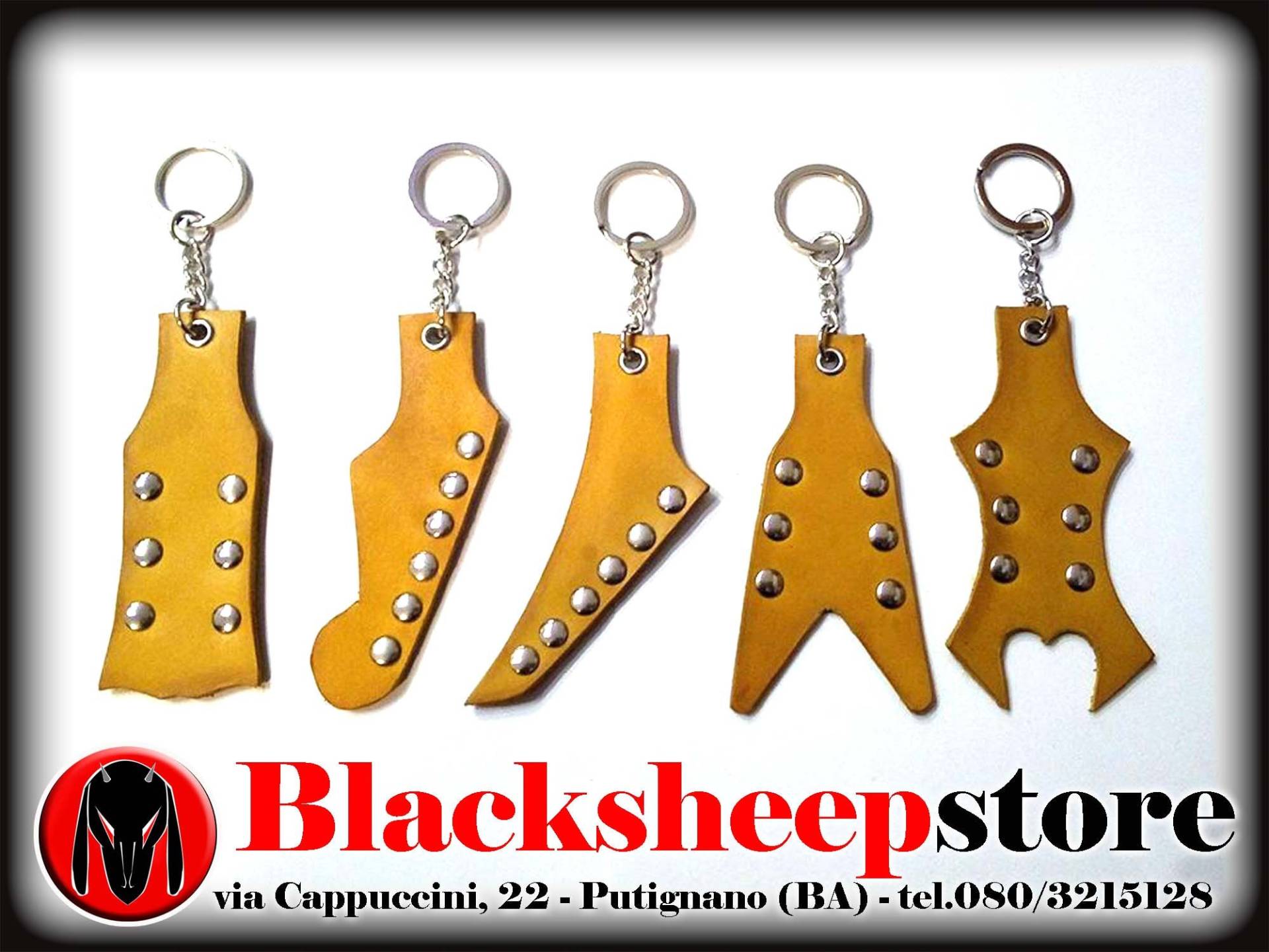 Leder Schlüsselanhänger, Gitarre Made in Italy Verschiedene Modelle Geschenk Idee Rock Metal Biker Metalhead von BlackSheepItaly