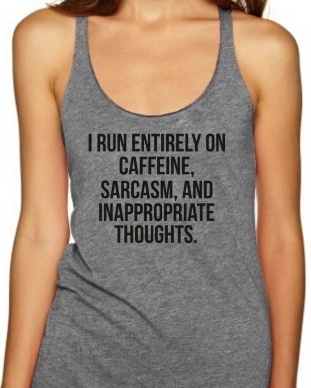 Ich Laufe Auf Koffein Sarkasmus Und Unangemessene Gedanken Frauen Triblend Racerback Tank Top. Lustige Shirt. Gym Tank-Top. Workout Ich Laufe Auf Koffein Sarkasmus Und Unangemessene Gedanken Frauen Triblend Racerback Tank Top. Lustige Shirt. Gym Tank-Top. Workout von BlackStarTees