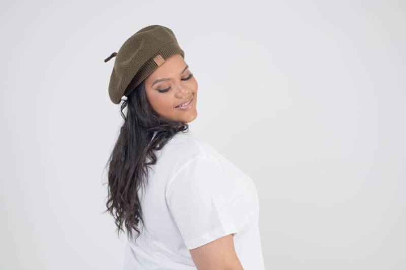 Khaki Satin Gefütterte Baskenmütze von BlackSunriseUK