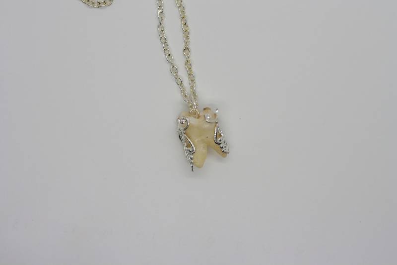 Zahnfee Halskette von BlackUrnJewelry