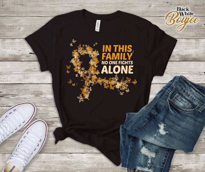 Anhang Krebs Unterstützung in Dieser Familie Kein Kampf Allein T-Shirt von BlackWhiteBoujee