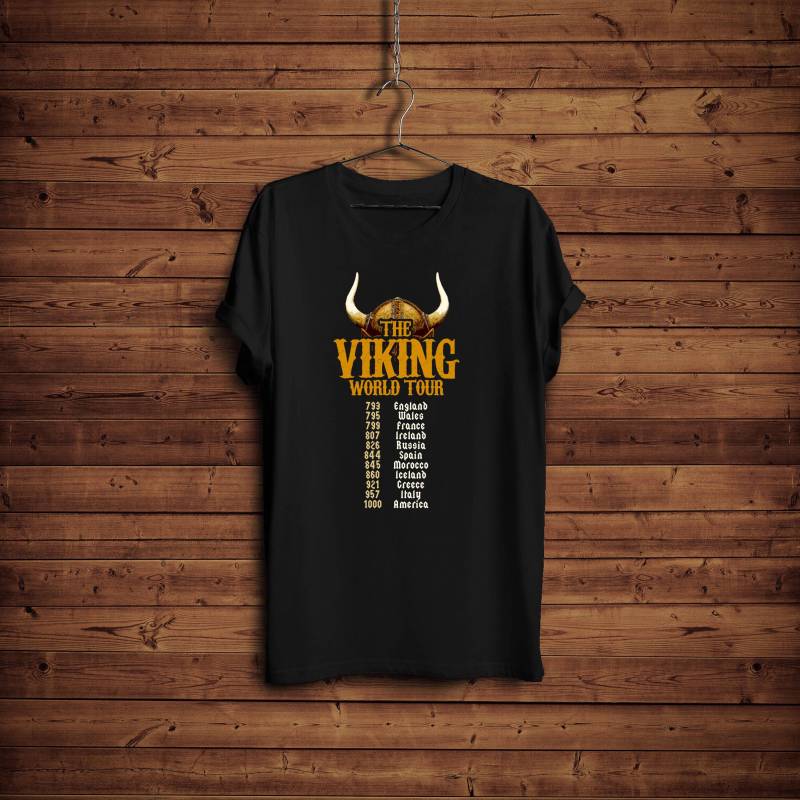 Viking World Tour Shirt/T-Shirt Viking-Liebhaber-Geschenk Einzigartige Grafik T-Shirt Wunderlichen Geist von BlackWhiteBoujee