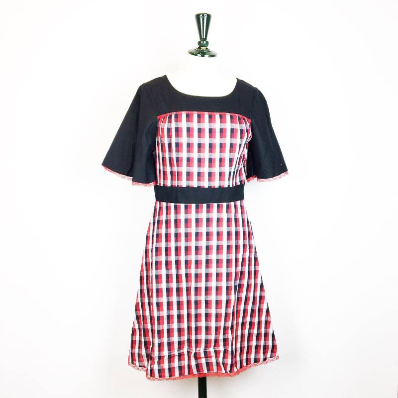 Kleid in A - Linie, Größe Small von BlackboardLabel