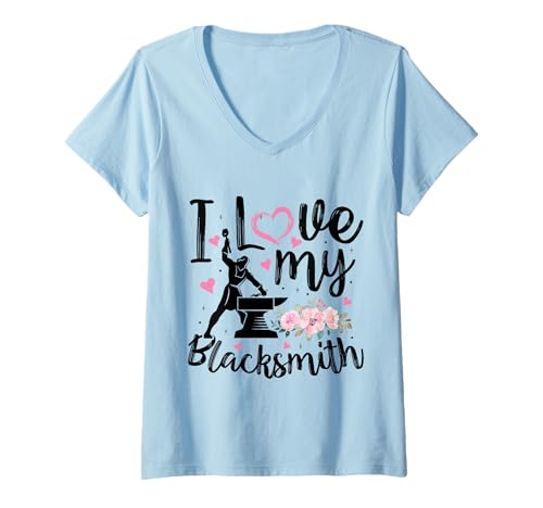 Damen I Love My Blacksmith Lustiger Schmied Frau Freundin Frauen T-Shirt mit V-Ausschnitt von Blacksmith Wife Girlfriend Apparel Co.