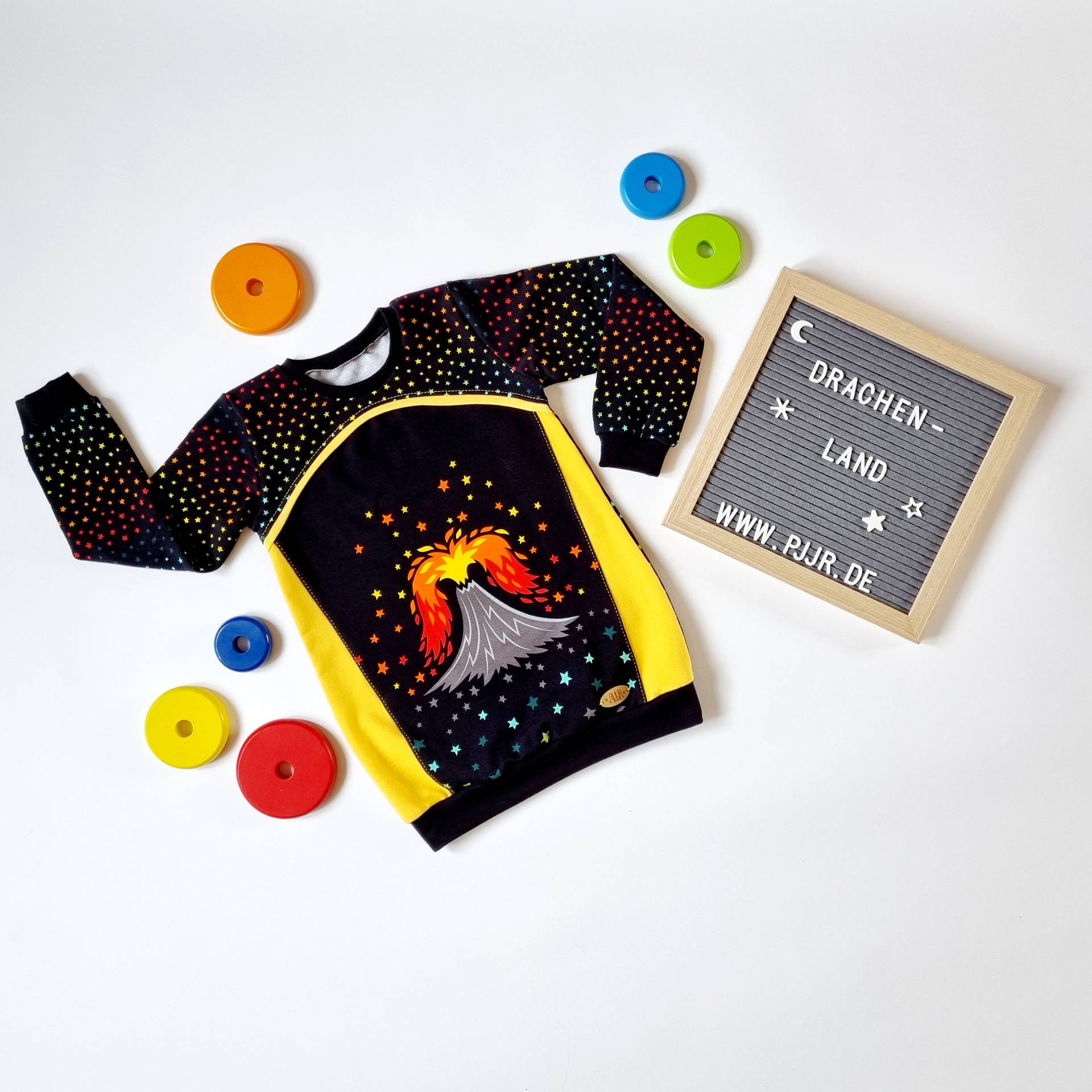 Pullover, Drachenland, Sweat, Sweatshirt, Vulkan, Schwarz Gelb, Verschiedene Größen von Blagenwerk