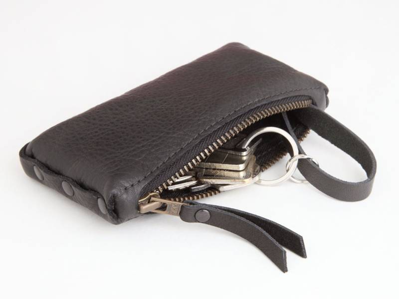 Leder Schlüsseltasche "Schwarz" von BlandineTaschenShop