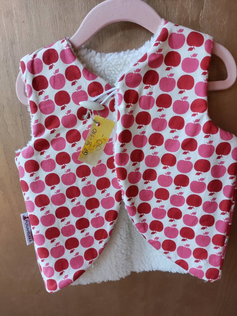 Weste Baumwollplüsch Waldorf Retro Äpfel Weste Baumwollplüsch Waldorf Retro Äpfel von Blaubeerkind