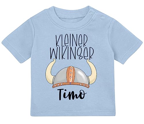 Baby Tshirt in Hellblau 0-36 Monate mit Druck T-Shirt mit Spruch mit personalisiertem Namen Kleiner Wikinger Wikingerhelm T-Shirt für Kleinkind 0, 1, 2, 3 Jahre von Blauer-Storch