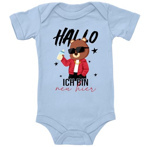 Blauer-Storch Baby Body in Hellblau Hallo ich bin neu hier, cooler Teddybär mit Milchflasche Spruch Geschenk zur Geburt zum Geburtstag für Kleinkind Kurzarm Bio Baumwolle von Blauer-Storch