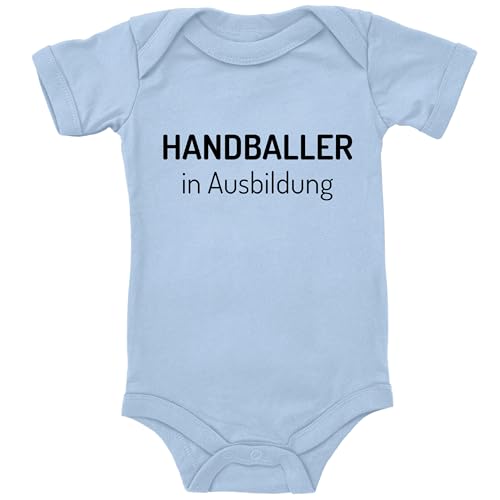 Blauer-Storch Baby Body in Hellblau Handballer in Ausbildung Geschenk für den Handball Nachwuchs zur Geburt oder Geburtstag für Kleinkind Kurzarm Bio Baumwolle von Blauer-Storch