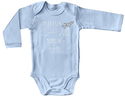 Blauer-Storch Baby Body in Hellblau Mein 1. Flug, Erster Urlaub Mit Namen und Reiseziel Geschenk für Kleinkind Langarm Bio Baumwolle von Blauer-Storch