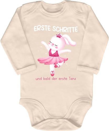 Blauer-Storch Baby Body in Natur Erste Schritte und bald der erste Tanz, Kleine Ballerina Hasenmädchen Geschenk für kleine Tänzerin, Tänzer Nachwuchs Langarm Bio Baumwolle von Blauer-Storch