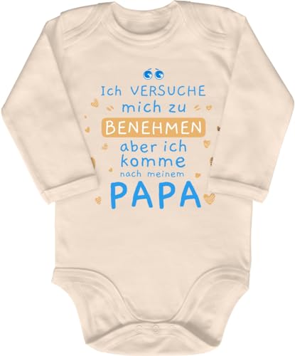 Blauer-Storch Baby Body in Natur Versuche mich zu benehmen, aber ich komme nach meinem Papa Spruch Geschenk zur Geburt zum Geburtstag für Kleinkind Langarm Bio Baumwolle von Blauer-Storch