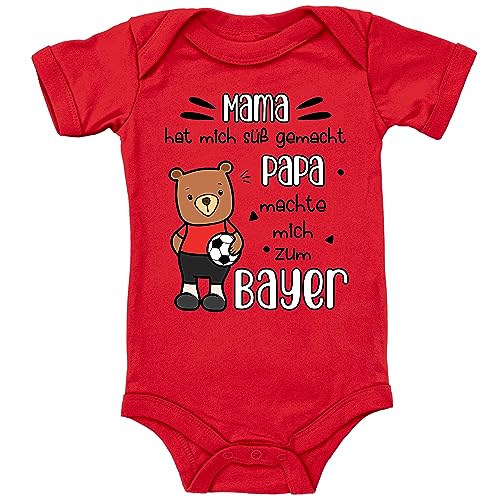 Blauer-Storch Baby Body in Rot Mama machte mich süß, Papa mich zum Bayer Geschenk zum Geburtstag für kleinen Bayer Leverkusen Fan für Kleinkind Kurzarm Bio Baumwolle von Blauer-Storch