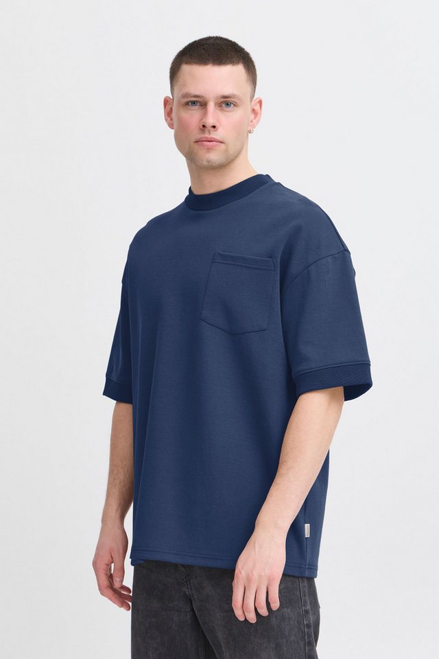 Blend Rundhalsshirt BHBARTI Basic T-Shirt mit Rundhalsausschnitt und Brusttasche von Blend