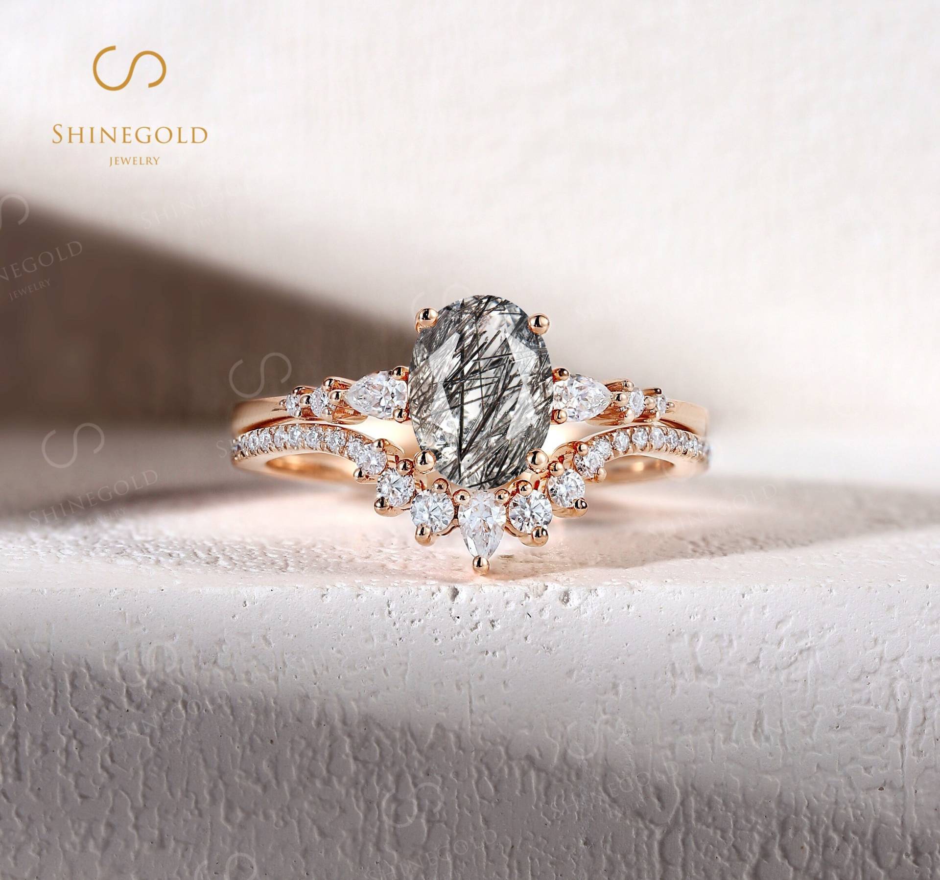 Ovaler Schwarzer Rutilquarz Verlobungsring, Vintage Rose Gold Moissanite Brautring, Antiker Ehering, Jubiläum Versprechen Ring Set von BlessGem